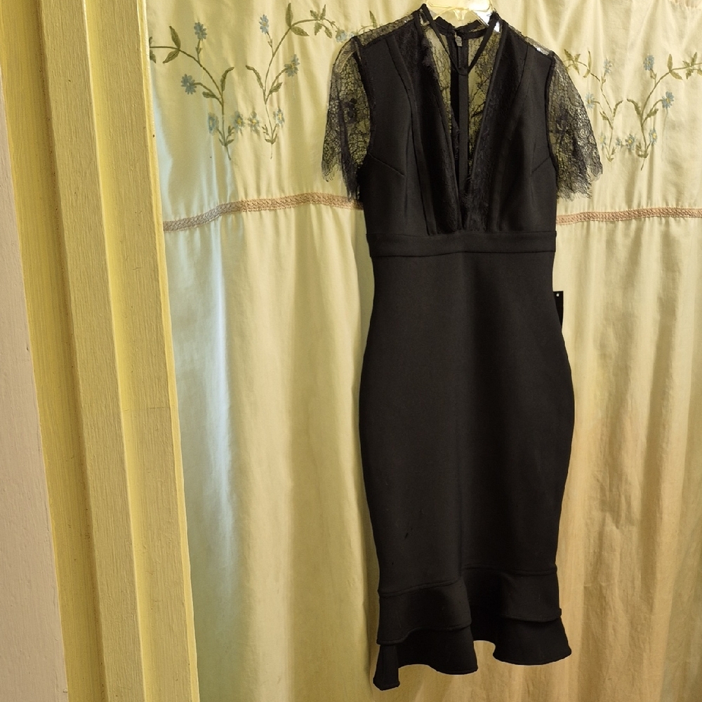Venus S Black